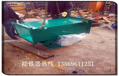 管道除鐵器，河南管道除鐵器工作原理視頻RCYG液體不銹鋼江西風送管道除鐵器水泥造紙廠管道除鐵器圖片